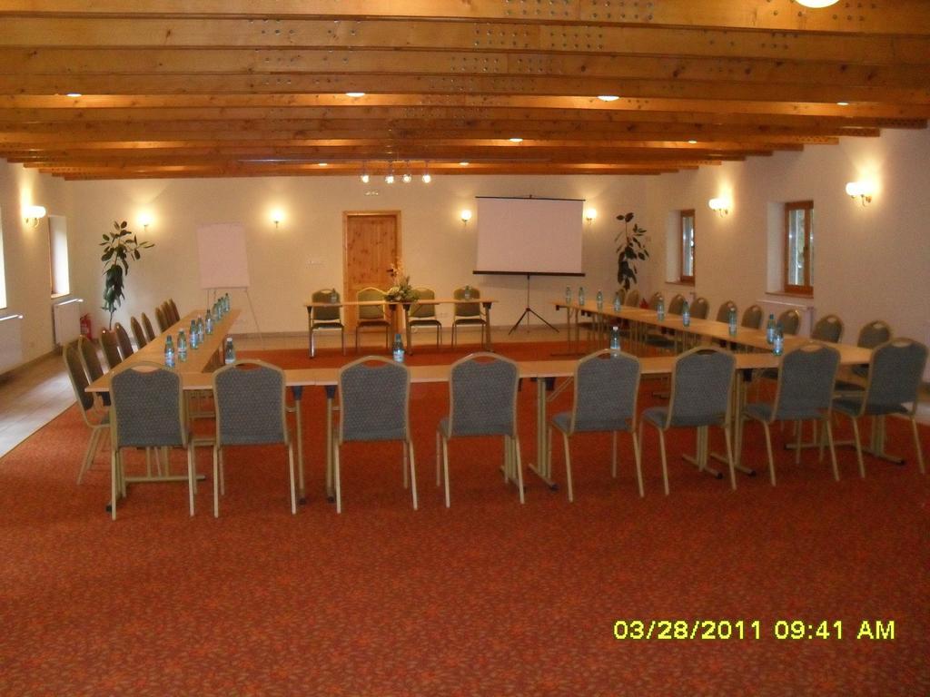 Hotel Bucegi Portile Regatului Pârâul Rece Esterno foto